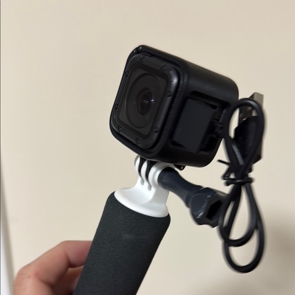 GoPro HERO4 Session - Picture 3 of 11